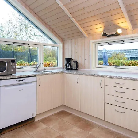 4 Star In Sydals-by Traum * Nedre Lysabild